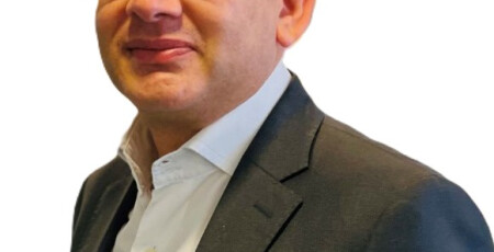 Ravi-François Thillier rejoint Ares & Co en qualité de Partner